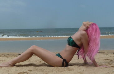азовское море голубицкая девушка солнце пляж ракушка русалка красиво отпуск отдых волосы волны
